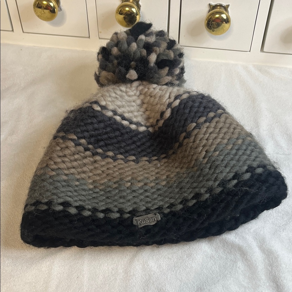 Kids' Cozy Knit Pom-Pom Hat - Black and Gray